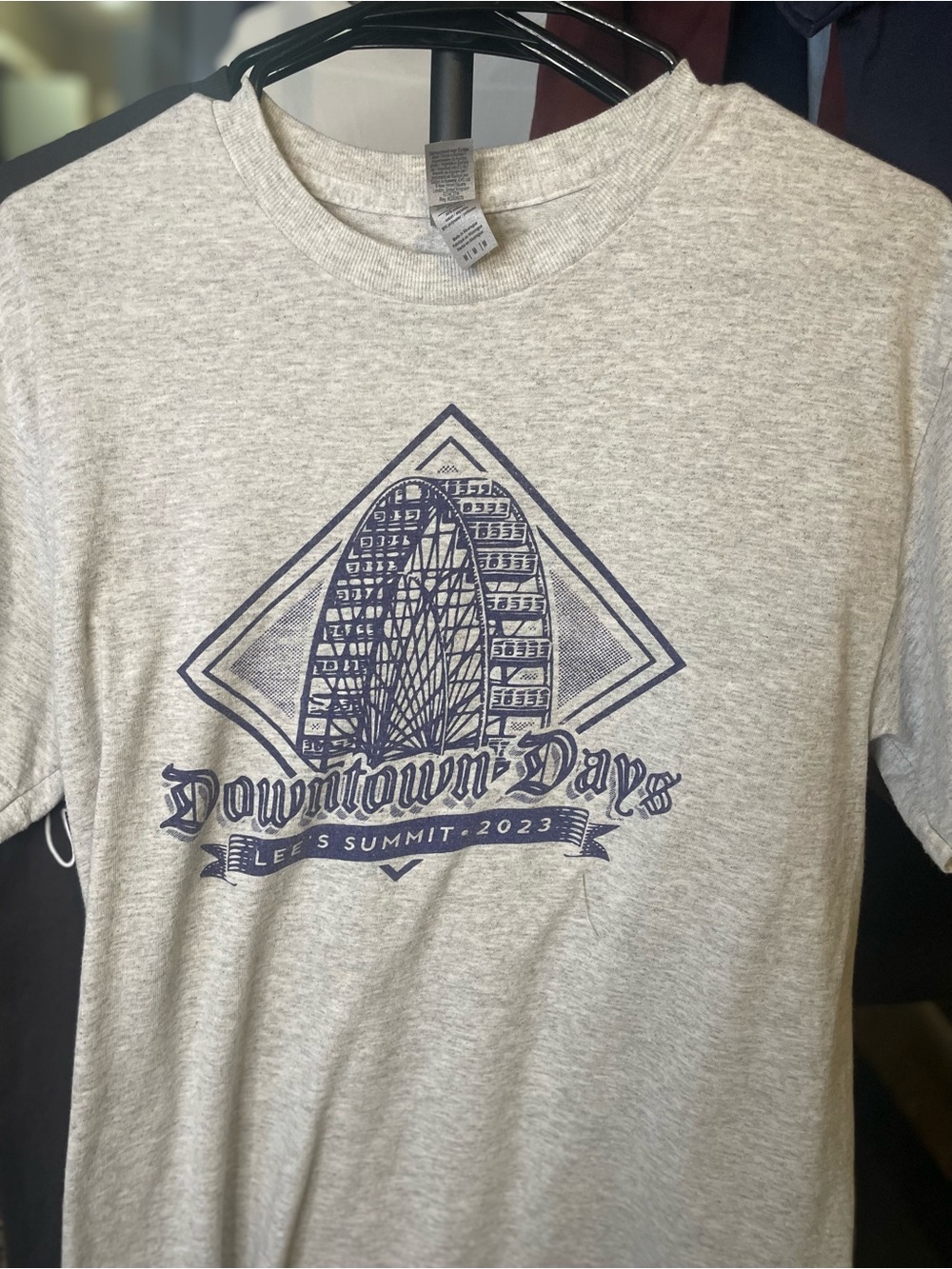 Bundle! Graphics Tee’s - Picture 4 of 5